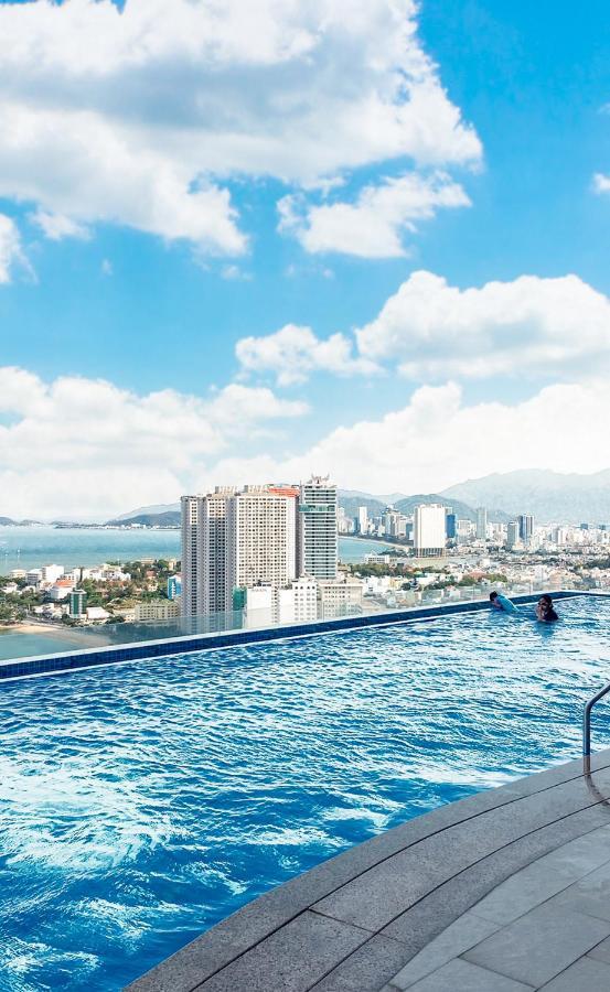S Lux Apartment Scenia Bay ญาจาง ภายนอก รูปภาพ